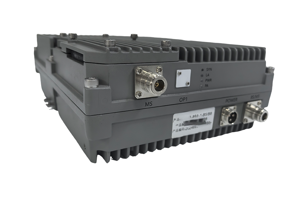  宁南三频手机信号接收器2000㎡