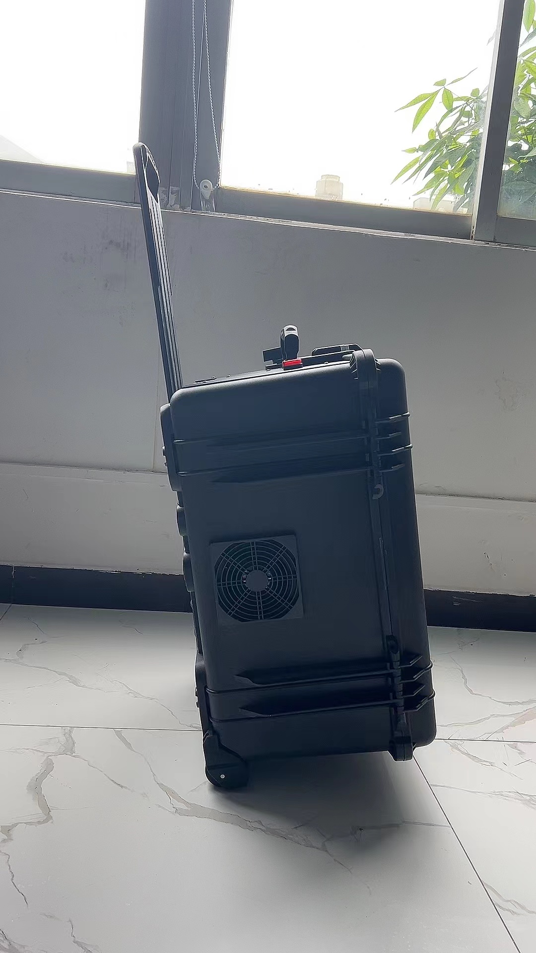 宁南手拉箱型移动通信干扰器